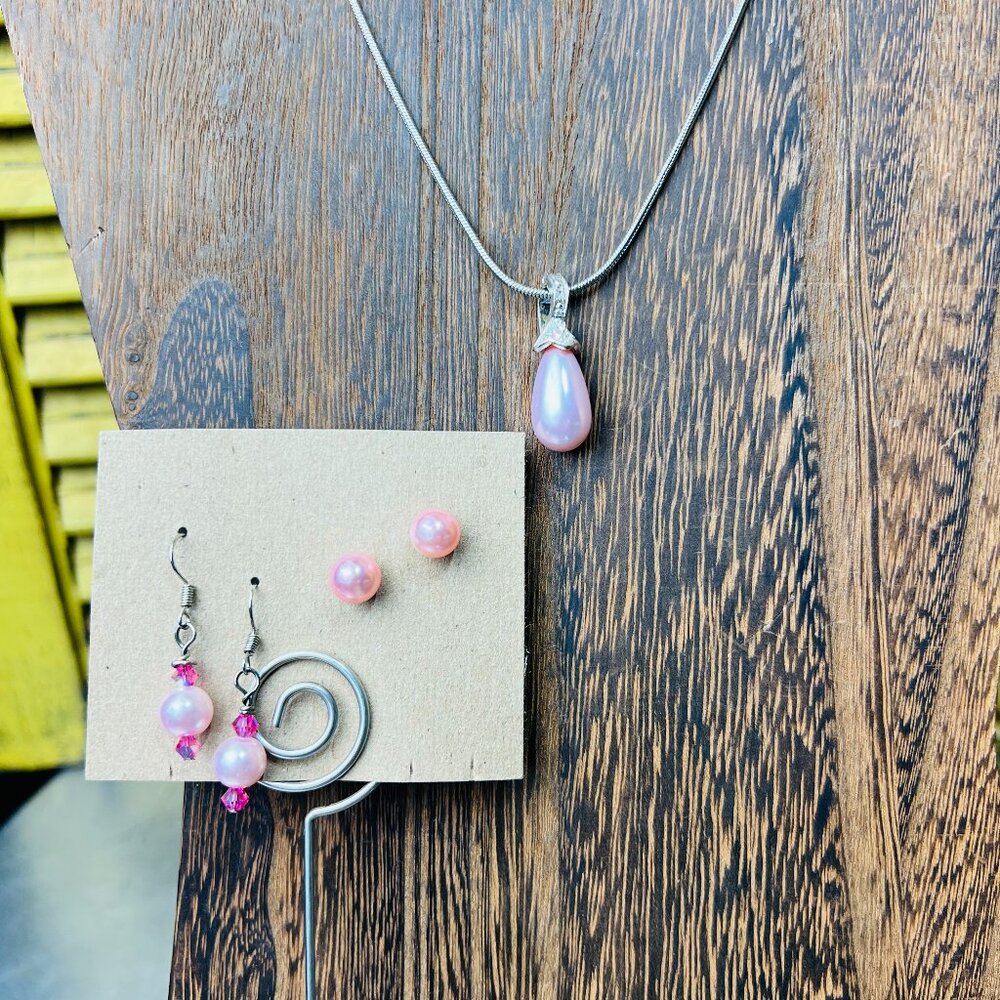 Pink Faux Pearl Stainless / Silvertone Necklace and Pierced Earrings Set, Roman